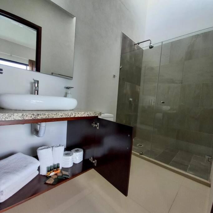New 4 Bedroom House Sleeps 16 Pool, Bbq And More! Puerto Vallarta Exterior photo
